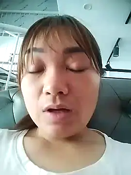 cute-hiphop online show from July 1, 2026, 6:37 am