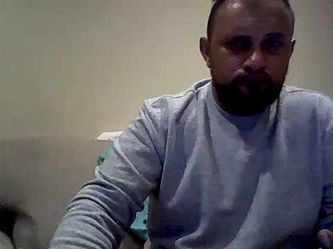 Und3rcntrol online show from July 17, 2026, 4:34 pm