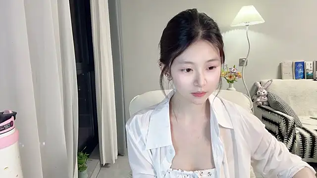 Snapshot of DYyyyyy-- chatting on July 13, 2026, 12:30 pm DYyyyyy-- online show from July 13, 2026, 12:30 pm