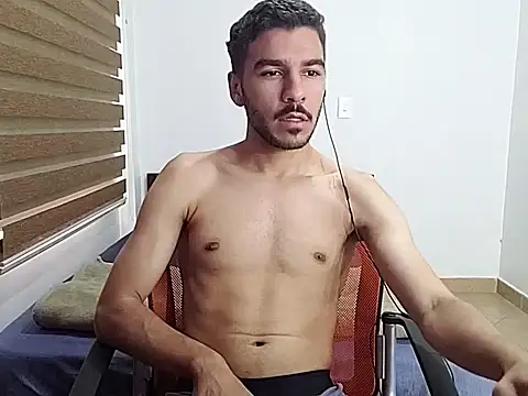 Snapshot of _s33bas chatting on February 24, 2026, 2:59 pm s33bas online show from February 24, 2026, 2:59 pm