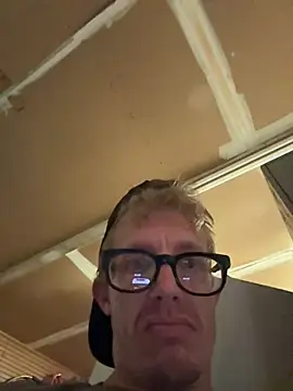 Daddybigdick123123 online show from May 30, 2026, 7:05 am