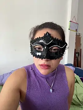 Snapshot of honeymuse chatting on May 29, 2026, 6:28 pm honeymuse online show from May 29, 2026, 6:28 pm