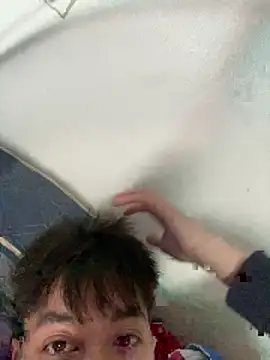 Snapshot of tuncube chatting on February 17, 2026, 5:15 am tuncube online show from February 17, 2026, 5:15 am