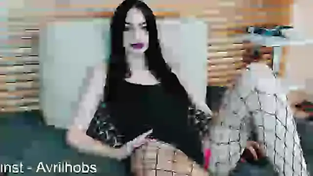 Snapshot of AvrilHobbs chatting on June 2, 2026, 3:14 pm AvrilHobbs online show from June 2, 2026, 3:14 pm