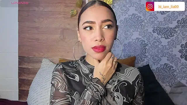 Snapshot of LiaHansson00 chatting on March 3, 2026, 4:35 pm LiaHansson00 online show from March 3, 2026, 4:35 pm