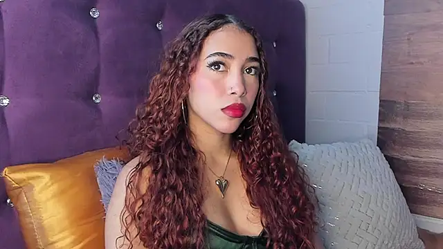 LiaHansson00 online show from July 4, 2026, 3:40 pm