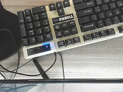 Snapshot of Maggiebitchx chatting on February 23, 2026, 8:39 pm Maggiebitchx online show from February 23, 2026, 8:39 pm