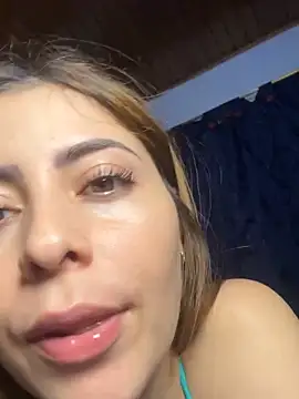 lilasun17 online show from April 30, 2026, 10:58 pm