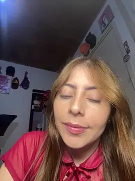 lilasun17 online show from June 3, 2026, 10:37 pm