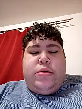 Snapshot of Lukasz21k chatting on February 16, 2026, 12:07 am Lukasz21k online show from February 16, 2026, 12:07 am