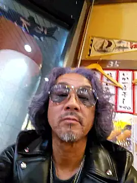 Snapshot of MtaS1 chatting on March 22, 2026, 10:51 am MtaS1 online show from March 22, 2026, 10:51 am