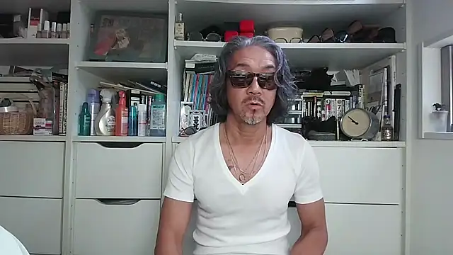 Snapshot of MtaS1 chatting on April 10, 2026, 12:49 am MtaS1 online show from April 10, 2026, 12:49 am