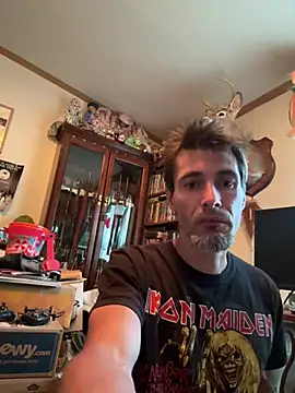 tommattsonn online show from July 25, 2026, 9:23 pm