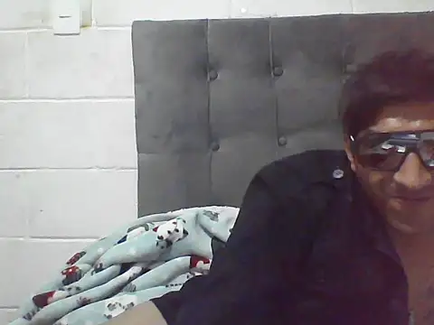 Snapshot of FierrudoMora777 chatting on March 23, 2026, 8:02 pm FierrudoMora777 online show from March 23, 2026, 8:02 pm