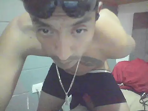 Snapshot of FierrudoMora777 chatting on May 18, 2026, 1:02 am FierrudoMora777 online show from May 18, 2026, 1:02 am