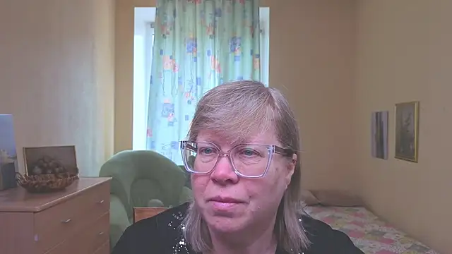 Snapshot of Emma_Eclipsee chatting on March 21, 2026, 11:59 am Emma Eclipsee online show from March 21, 2026, 11:59 am
