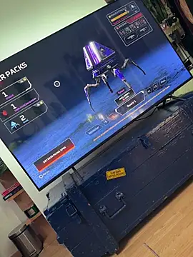 Snapshot of Piratee666 chatting on March 24, 2026, 9:25 am Piratee666 online show from March 24, 2026, 9:25 am