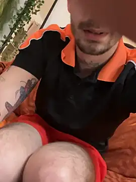 Snapshot of Piratee666 chatting on March 31, 2026, 8:15 am Piratee666 online show from March 31, 2026, 8:15 am