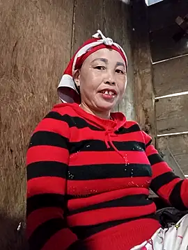 lena-cute online show from March 8, 2026, 2:04 am