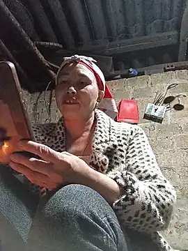 lena-cute online show from March 9, 2026, 1:26 pm