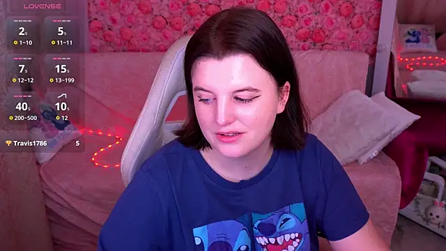Snapshot of KristiFoxy chatting on March 18, 2026, 6:38 am KristiFoxy online show from March 18, 2026, 6:38 am