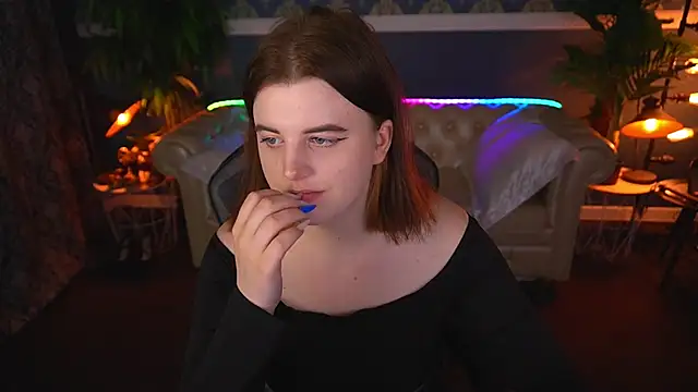 Snapshot of KristiFoxy chatting on May 23, 2026, 12:20 pm KristiFoxy online show from May 23, 2026, 12:20 pm