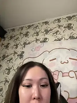 Snapshot of YukiiTYAN chatting on July 9, 2026, 4:22 pm YukiiTYAN online show from July 9, 2026, 4:22 pm
