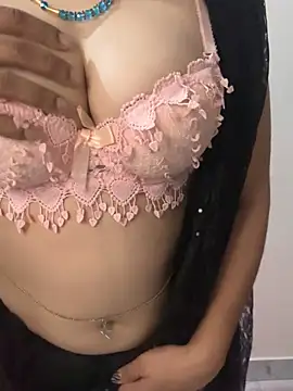 Hot Bhavi  online show from May 31, 2026, 5:53 pm