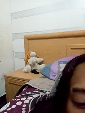 Snapshot of loveofpetitegirls34 chatting on February 10, 2026, 10:14 pm loveofpetitegirls34 online show from February 10, 2026, 10:14 pm