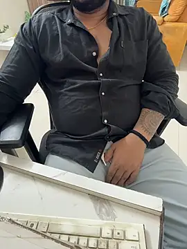 Snapshot of Rah0091 chatting on February 17, 2026, 6:25 pm Rah0091 online show from February 17, 2026, 6:25 pm