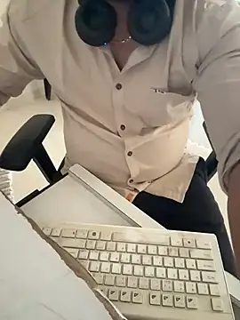 Snapshot of Rah0091 chatting on February 23, 2026, 8:01 am Rah0091 online show from February 23, 2026, 8:01 am