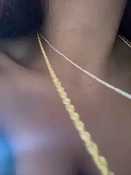 Snapshot of ALINA_EF chatting on February 17, 2026, 12:34 pm ALINA EF online show from February 17, 2026, 12:34 pm