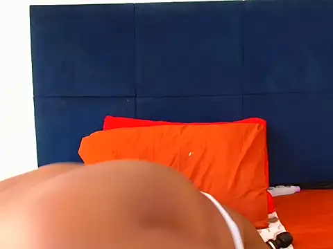 Snapshot of babyotria12 chatting on February 5, 2026, 7:57 am babyotria12 online show from February 5, 2026, 7:57 am