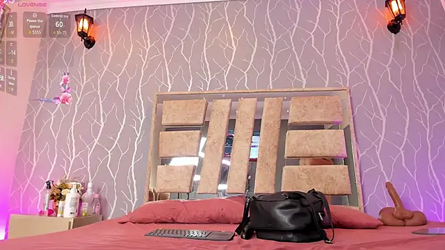 katherine sophia online show from April 2, 2026, 12:36 pm