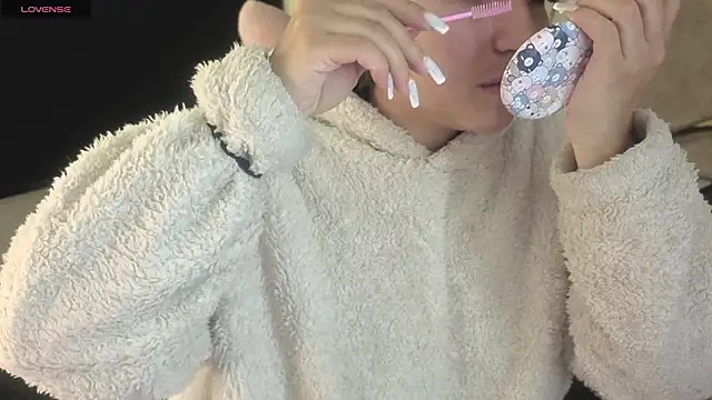 Snapshot of Dahiana_Dmour_ chatting on March 21, 2026, 12:10 pm Dahiana Dmour online show from March 21, 2026, 12:10 pm