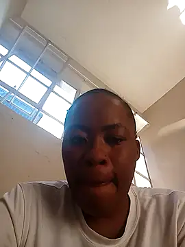 Snapshot of imamaelihle chatting on February 3, 2026, 5:49 am imamaelihle online show from February 3, 2026, 5:49 am