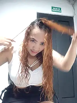 Snapshot of -Serena_ chatting on February 24, 2026, 11:41 am -Serena online show from February 24, 2026, 11:41 am