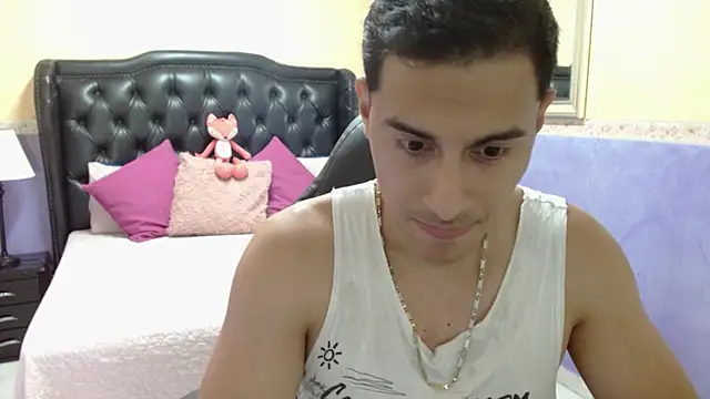 Snapshot of Mike_Conors chatting on February 7, 2026, 1:31 am Mike Conors online show from February 7, 2026, 1:31 am