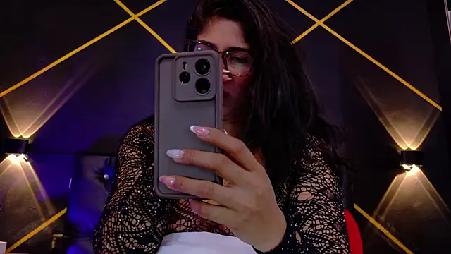 Snapshot of serena_kournikova chatting on February 12, 2026, 10:05 pm serena kournikova online show from February 12, 2026, 10:05 pm