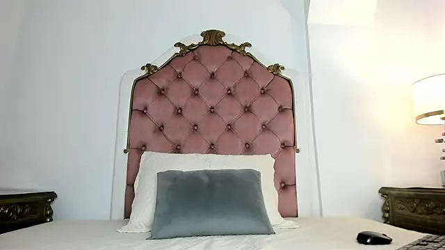 Snapshot of amaia_6 chatting on April 6, 2026, 7:15 pm amaia 6 online show from April 6, 2026, 7:15 pm