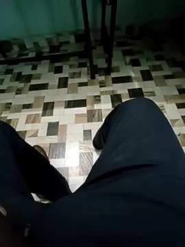 Snapshot of awlandbi chatting on February 17, 2026, 4:42 am awlandbi online show from February 17, 2026, 4:42 am