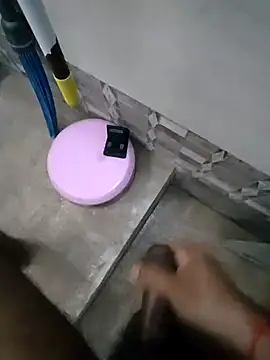 Snapshot of awlandbi chatting on February 18, 2026, 4:08 am awlandbi online show from February 18, 2026, 4:08 am