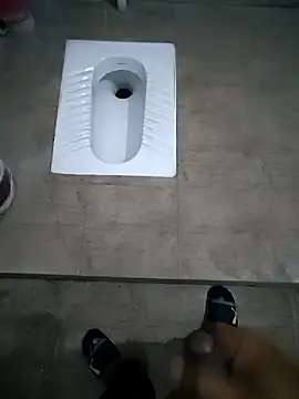 Snapshot of awlandbi chatting on February 25, 2026, 1:04 am awlandbi online show from February 25, 2026, 1:04 am