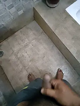 Snapshot of awlandbi chatting on March 16, 2026, 2:17 am awlandbi online show from March 16, 2026, 2:17 am