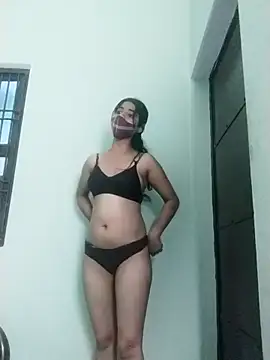Snapshot of Kitti-Sharma chatting on April 5, 2026, 12:02 pm Kitti-Sharma online show from April 5, 2026, 12:02 pm