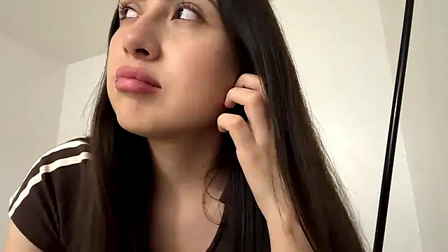 Snapshot of BreanneTamondong chatting on February 7, 2026, 5:44 am BreanneTamondong online show from February 7, 2026, 5:44 am