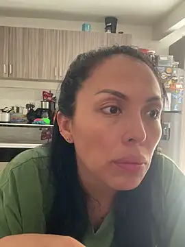 Emma Sanz   online show from March 7, 2026, 6:49 pm