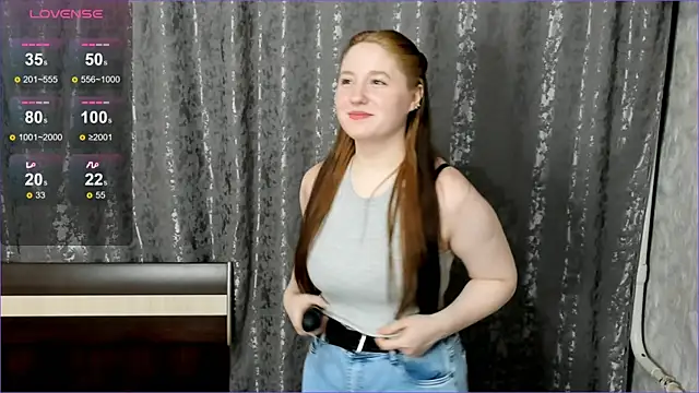 Snapshot of RuddyArmoire chatting on February 5, 2026, 5:17 pm RuddyArmoire online show from February 5, 2026, 5:17 pm