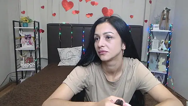 EvaClarkk online show from July 16, 2026, 5:13 am