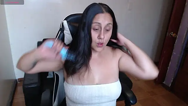 MeliisaRobers online show from March 17, 2026, 10:24 pm